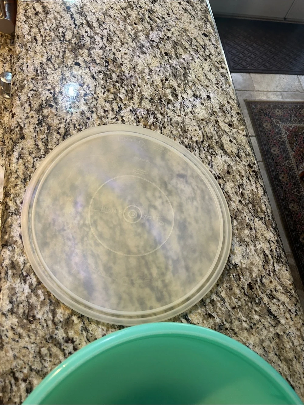 Tupperware durable mint